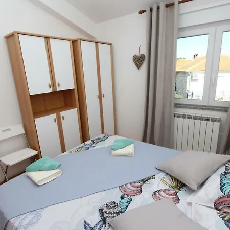 Lory Apartment