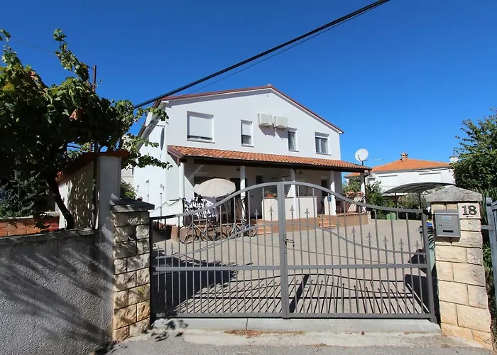 Διαμέρισμα Lory Ρόβινι