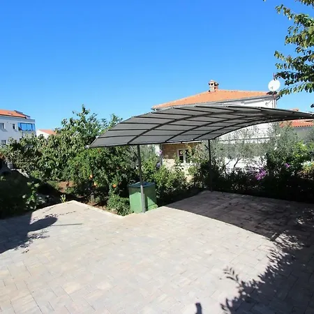 Apartament Lory